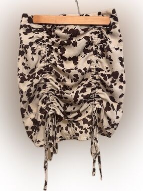 NASTY GAL - Ruched Cow Print Skirt